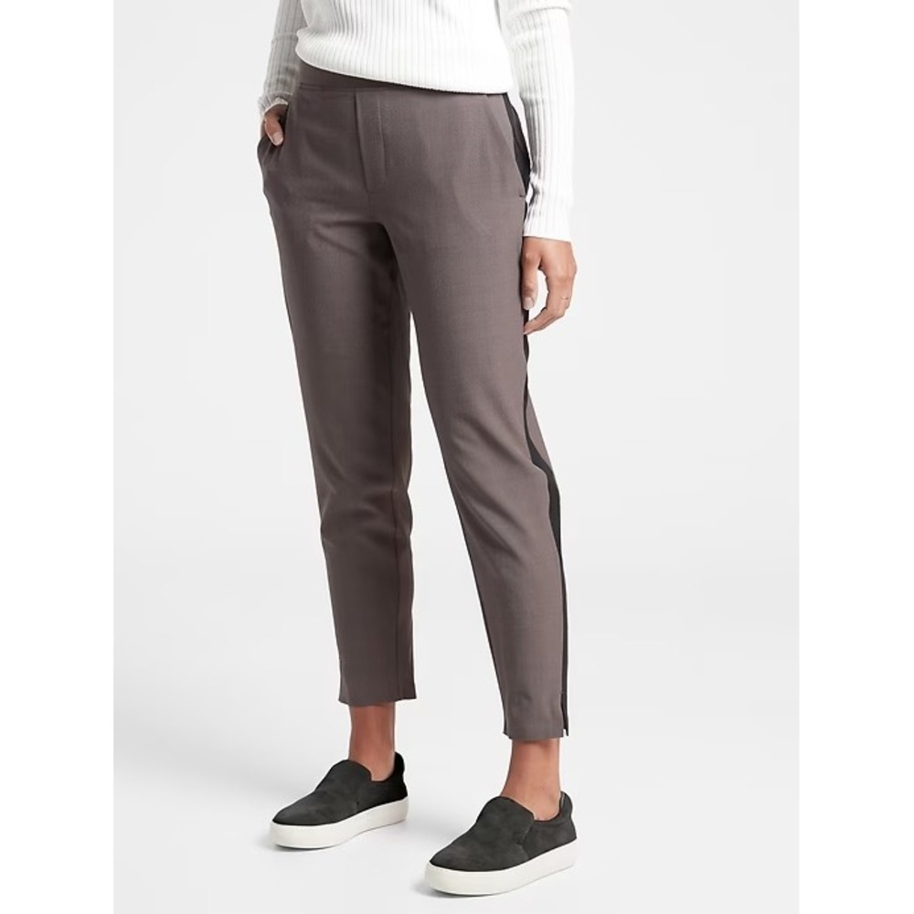 Athleta $99 Women's Sz.6 Brooklyn Plaid Ankle Business‎ Pant in Brown/Grey
